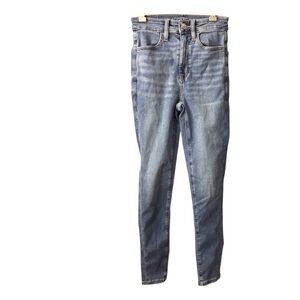 American Eagle Outfitters Light Blue Skinny Jeans